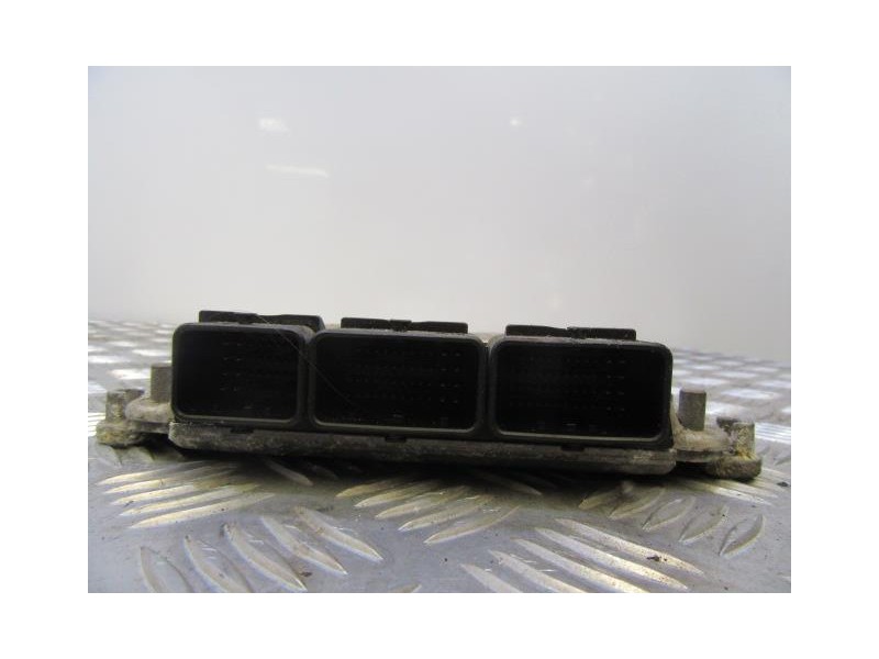 Recambio de centralita : renault espace : 2.5 dci [2003] para renault espace 2.5 dci referencia OEM IAM 0281011325  