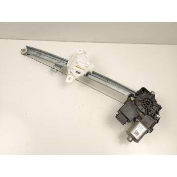 ELEVALUNAS DELANTERO IZQUIERDO 82450Q0010 