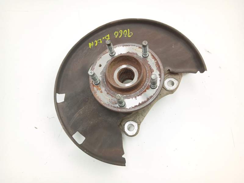 Recambio de mangueta delantera derecha para opel astra j (p10) 1.7 cdti (68) referencia OEM IAM 13319483  