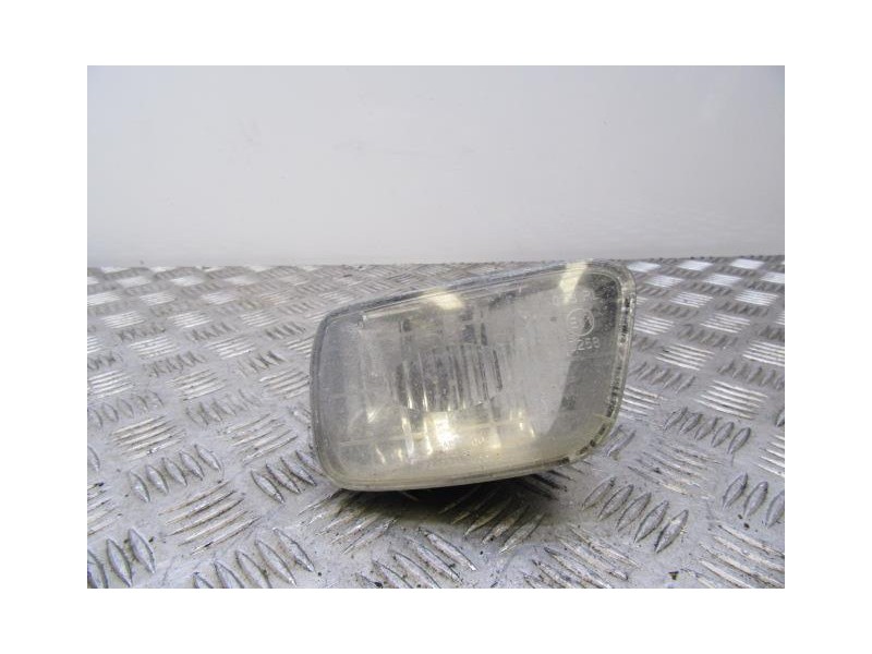 Recambio de antiniebla dcho. : chevrolet trailblazer : 4.2 g -ll8 (273,36cv)automatico 5p [2001] para chevrolet trailblazer 4.2 