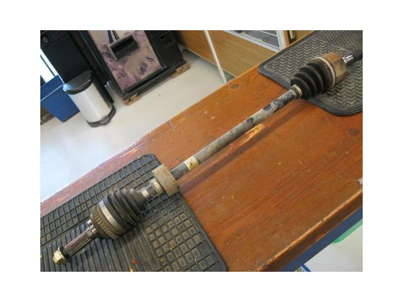 Recambio de transmision delantera derecha para daewoo matiz 0.8 g g/f8cv referencia OEM IAM 96298502  