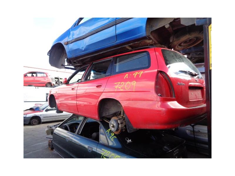 daewoo nubira del año 1999