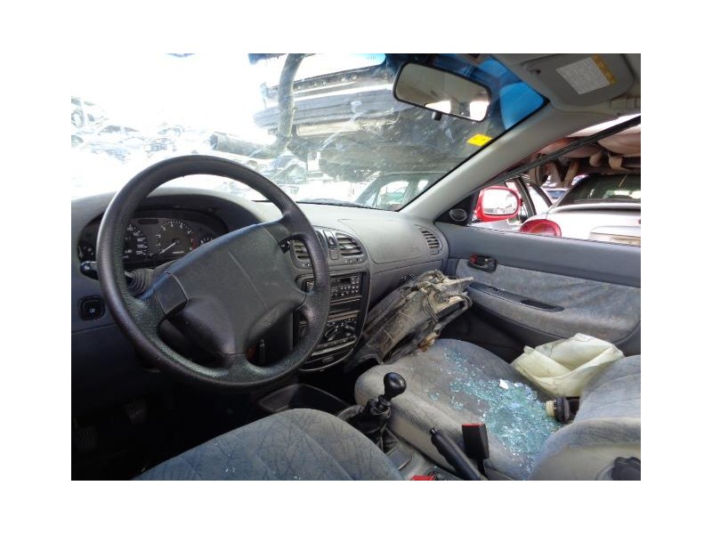 daewoo nubira del año 1999