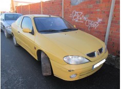 renault megane del año 2000