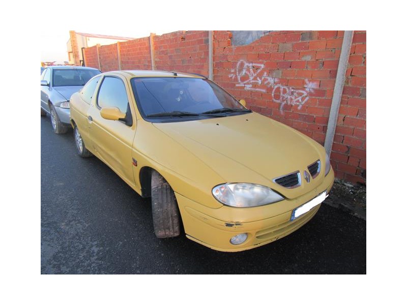 renault megane del año 2000