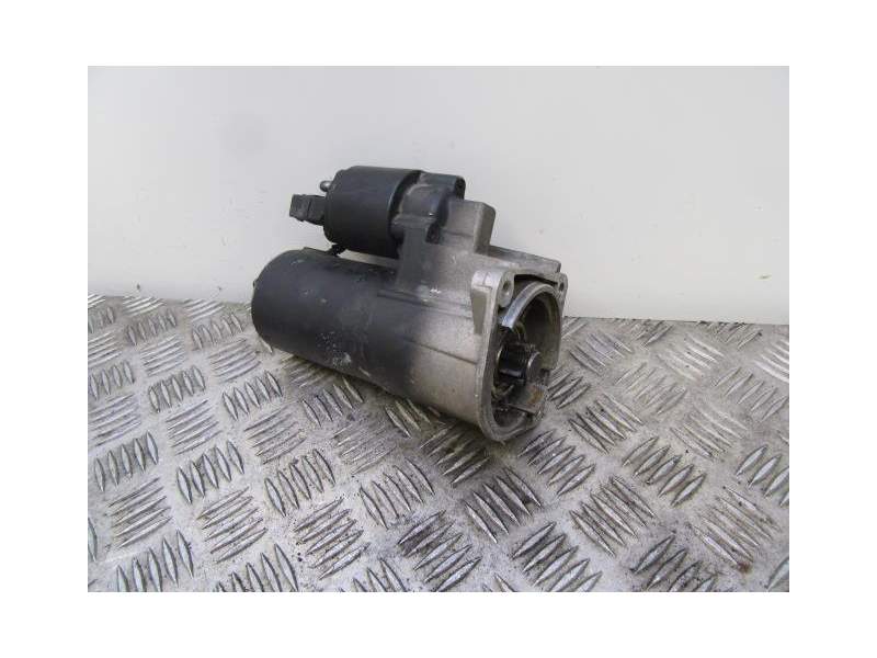 Recambio de motor arranque para volkswagen polo iii (6n1) 60 1.4 referencia OEM IAM 0001121001 0001121001 