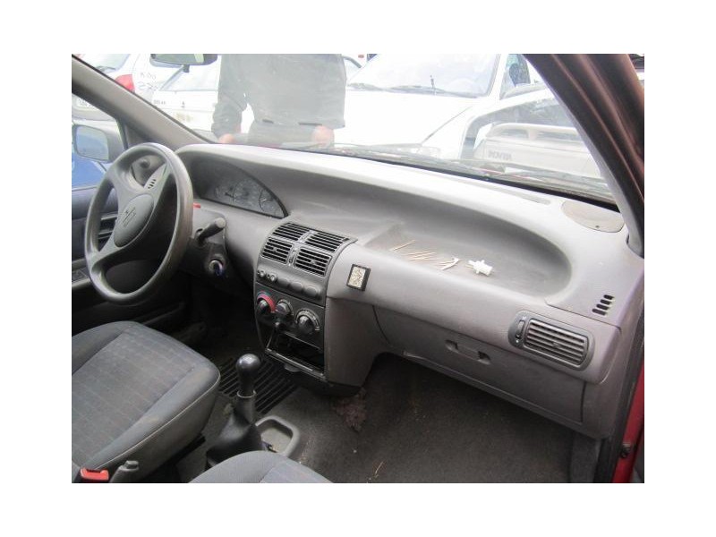 fiat punto del año 1996