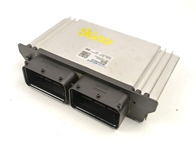 Recambio de centralita para hyundai i20 iii (bc3, bi3) 1.2 referencia OEM IAM 3910608254 9001340205KF 