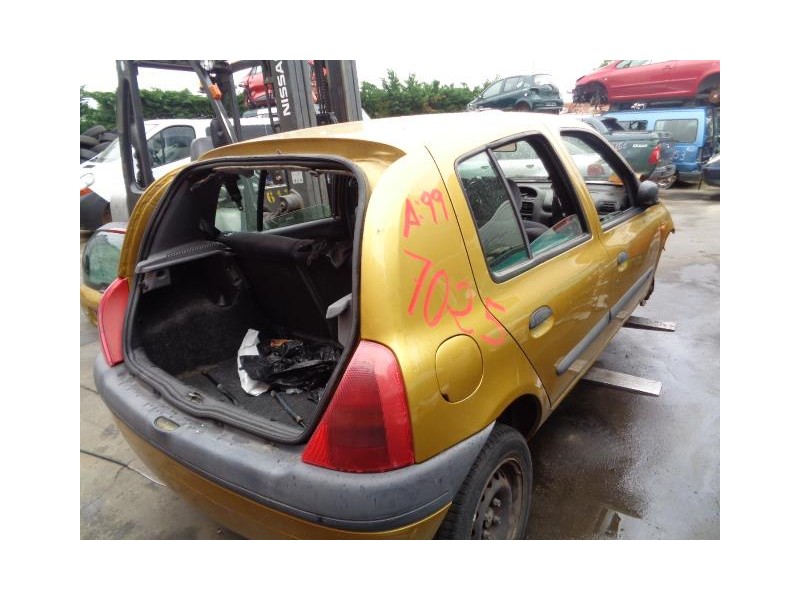 renault clio del año 1999