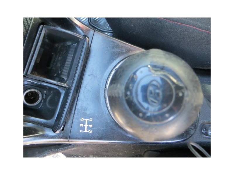 hyundai coupe del año 2000