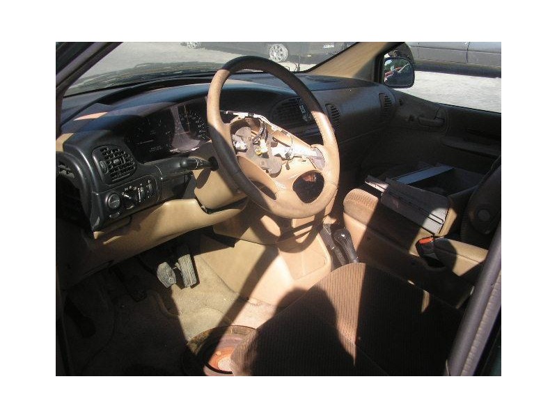 chrysler voyager del año 1996