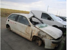 seat ibiza del año 1999
