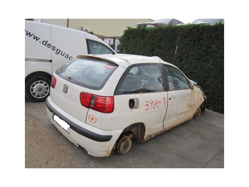 seat ibiza del año 1999