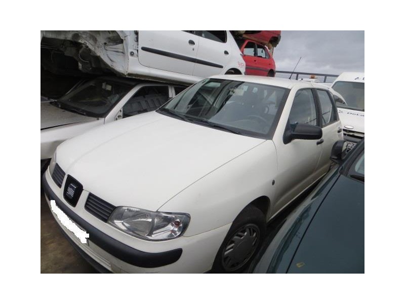 seat ibiza del año 1999