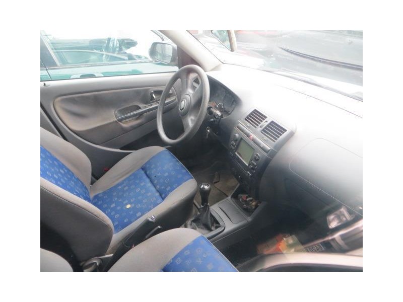 seat ibiza del año 1999