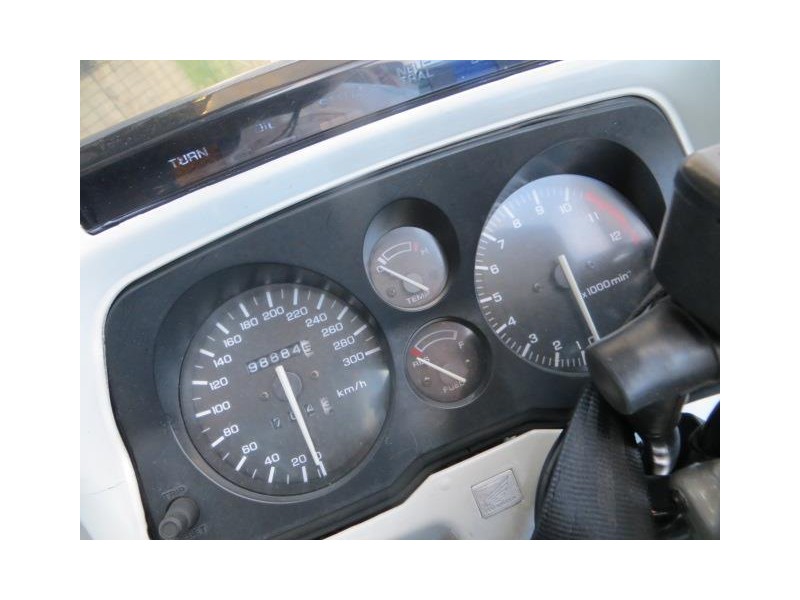 honda cbr 1000 del año 1990