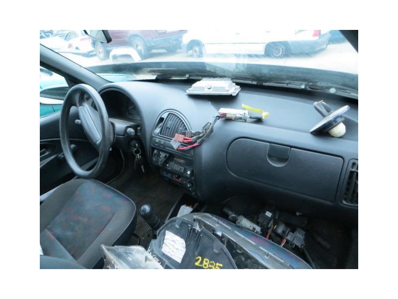 citroen saxo del año 1996