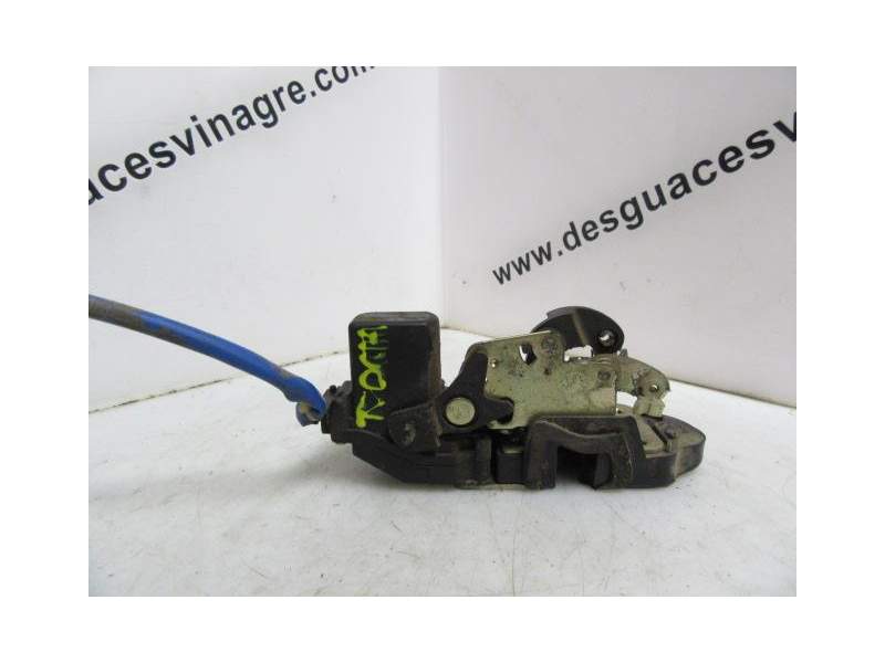 Recambio de cerradura puerta trasera derecha para kia carens 1.8 g /tb referencia OEM IAM 0K2C272310C  