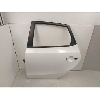PUERTA TRASERA IZQUIERDA 770032L010 
