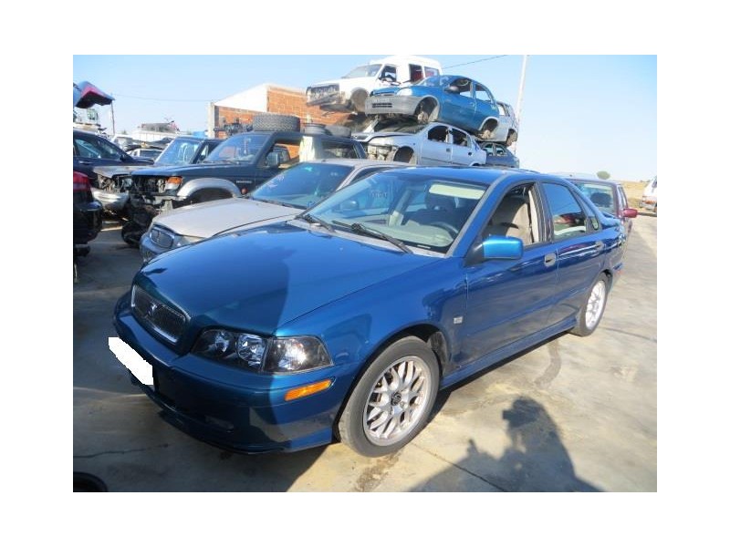 volvo s40 del año 2000