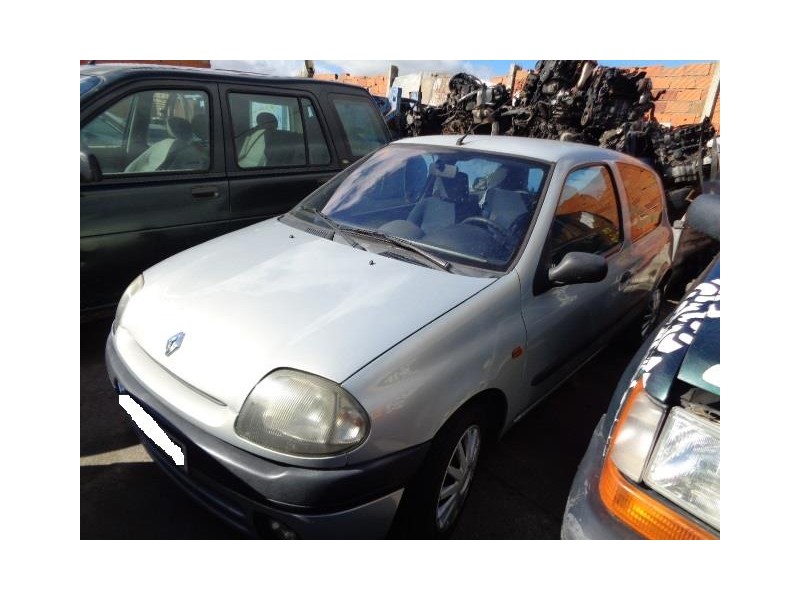 renault clio del año 1999
