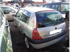 renault clio del año 1999 2