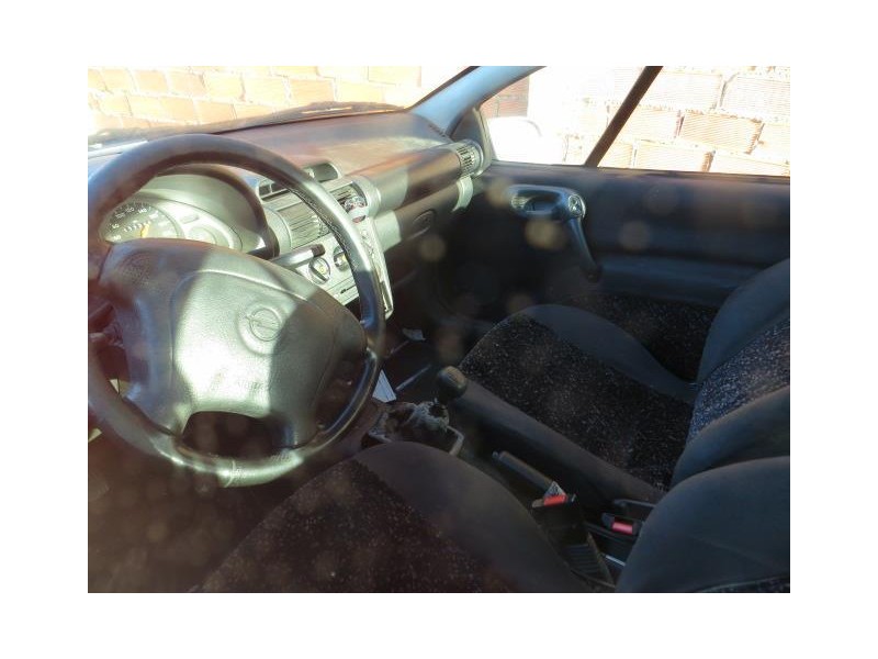 opel tigra del año 1996