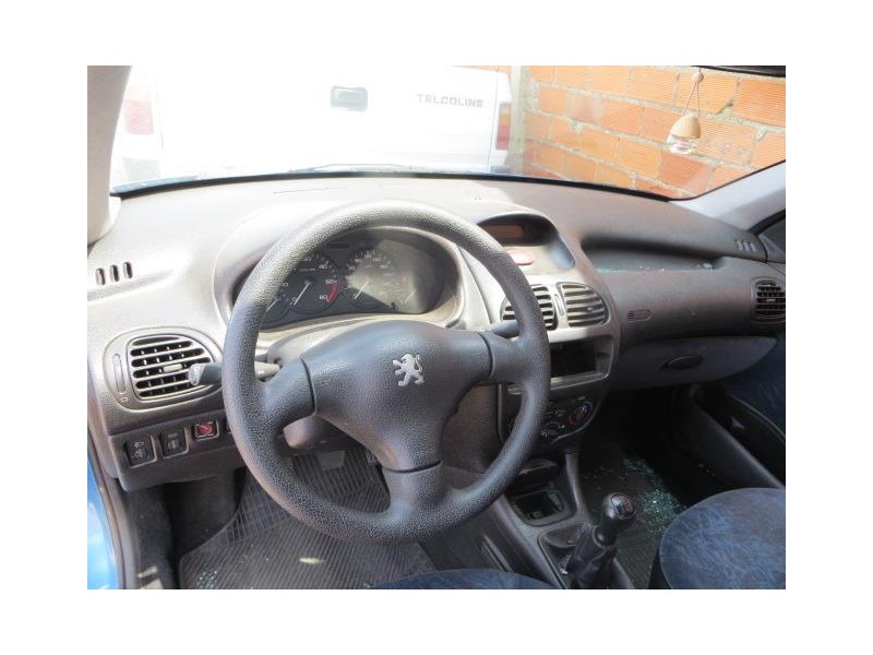 peugeot 206 del año 1999