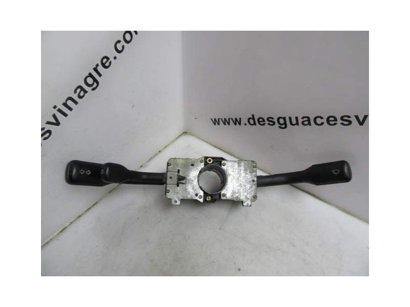 Recambio de mando luces y limpias para audi 100 2.3 g referencia OEM IAM   