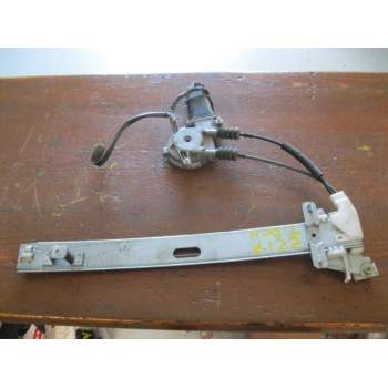 ELEVALUNAS TRASERO DERECHO 0K01972560 