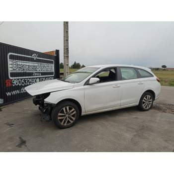HYUNDAI i30 Station Wagon (PDE) de desguace