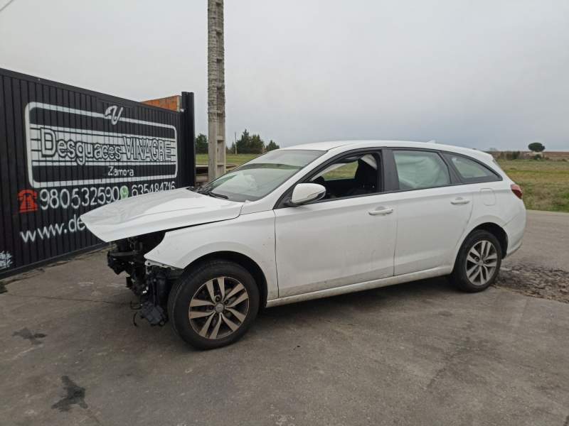 HYUNDAI I30 STATION WAGON (PDE)