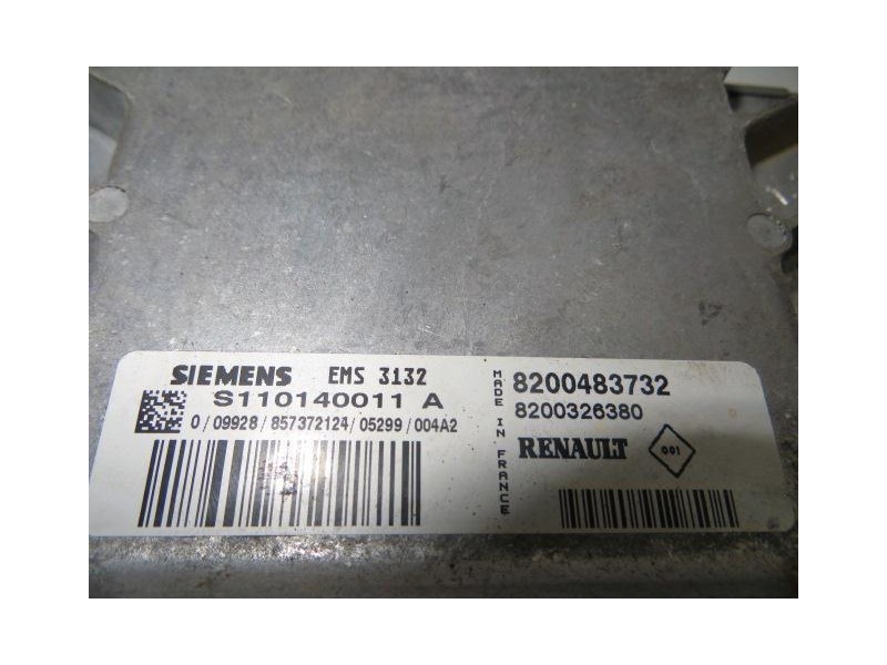 Recambio de centralita : dacia logan : 1.6 g 4p [2006] para dacia logan 1.6 g referencia OEM IAM 8200483732  