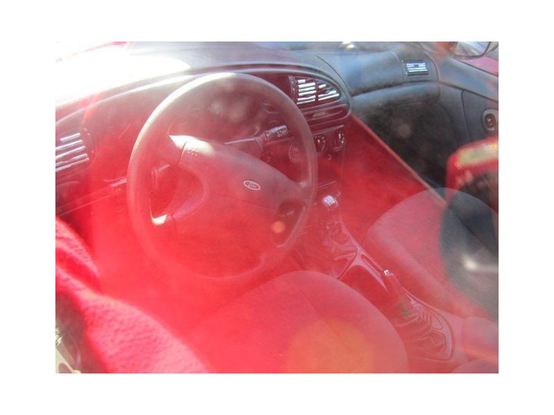 ford mondeo del año 2000