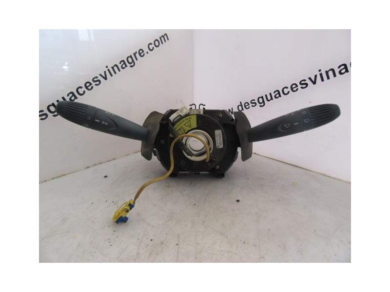 Recambio de mando luces y limpias para fiat doblo 1.2 g 223a500 65cv referencia OEM IAM   