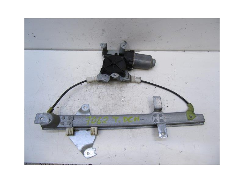 Recambio de elevalunas elec. tra. dch. : nissan almera : 1.8 g tino (115,57cv) [2006] para nissan almera 1.8 g tino referencia O