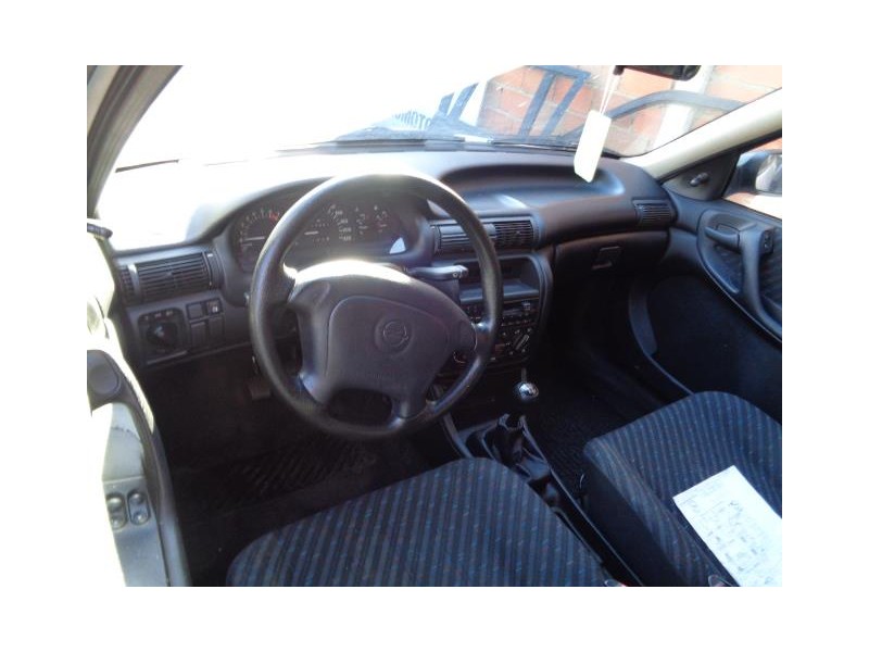 opel astra del año 1997