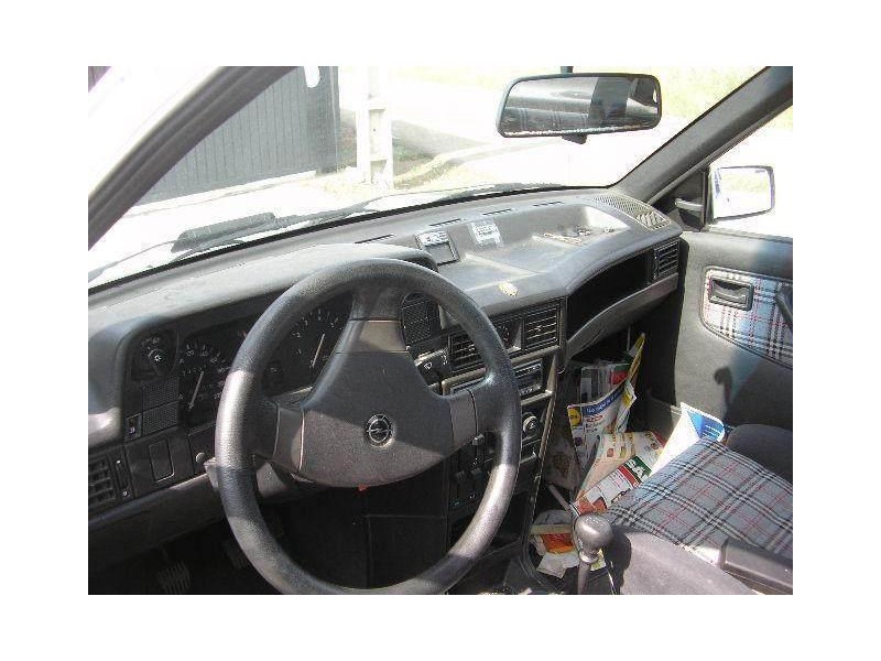 opel kadett del año 1989