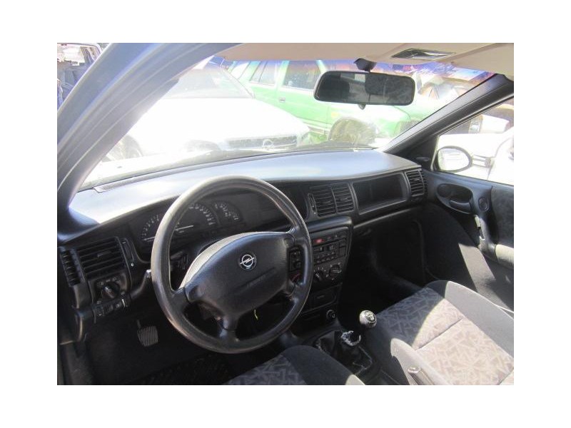 opel vectra del año 1996