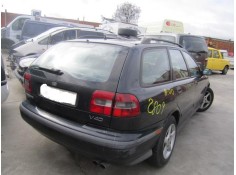 volvo v40 del año 2000 2