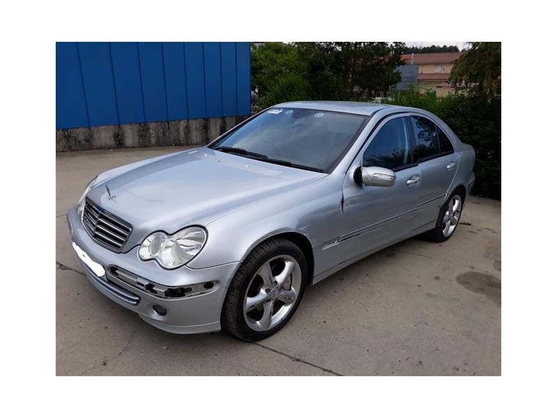 m. benz c 220 del año 2004