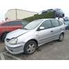 nissan almera tino (v10) del año 2004