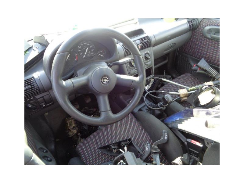 opel corsa del año 1993