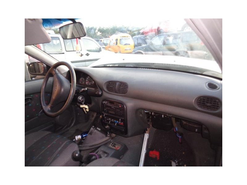 hyundai accent del año 1999