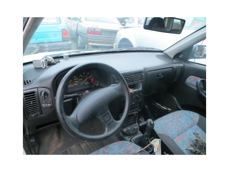 seat ibiza del año 1998