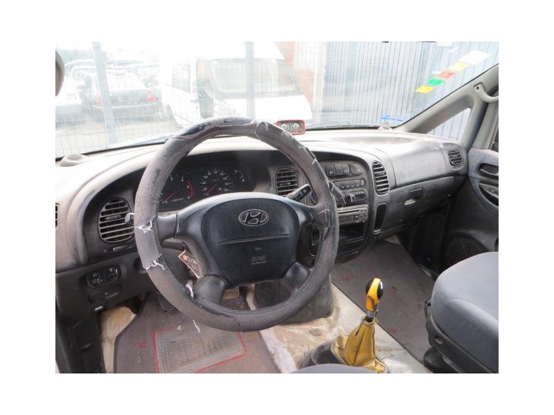 hyundai h1 del año 2000