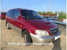 kia carnival del año 2004