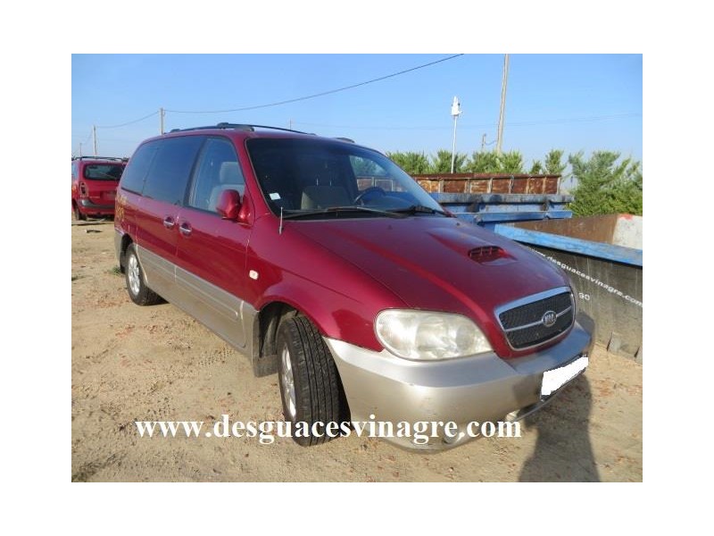kia carnival del año 2004