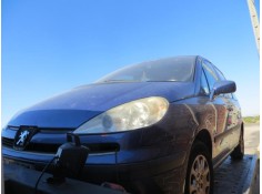 peugeot 807 del año 2003