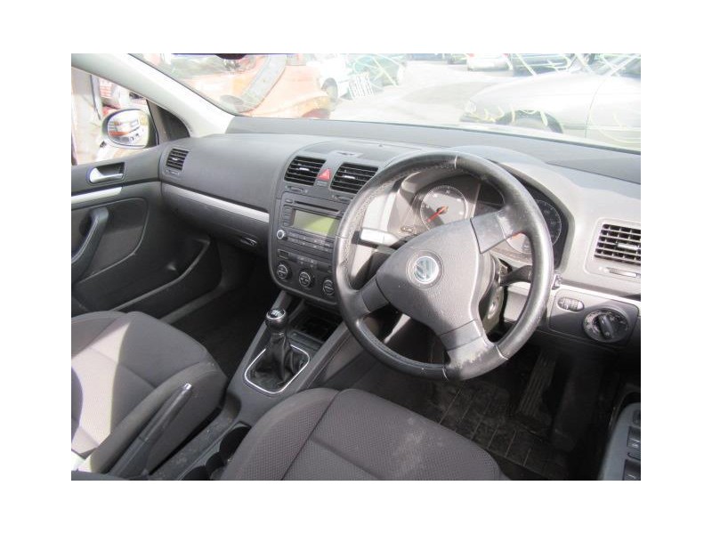 volkswagen golf del año 2006